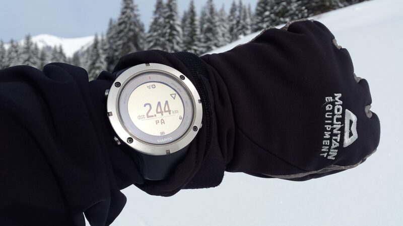 A COMPREHENSIVE GUIDE ON BUYING THE PERFECT GPS WATCH: